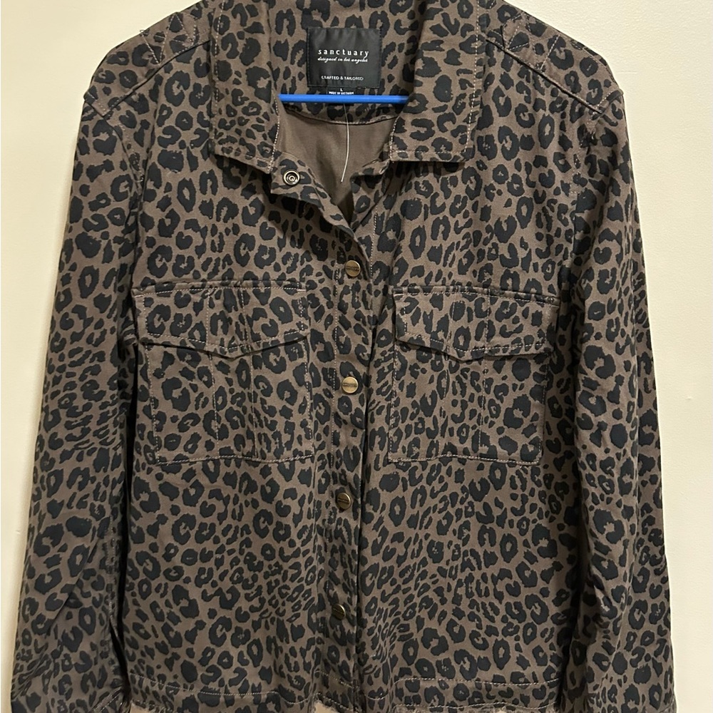 Women’s Animal print jacket.